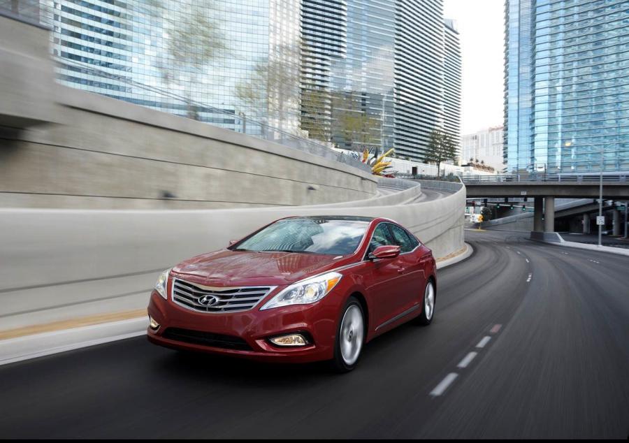  Hyundai Azera 2012 года  (фото 99 из 103)